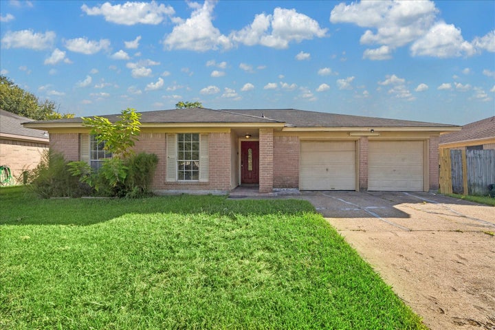 Photo 1 of 10 — 12006 Pompton Drive, Houston, TX 77089