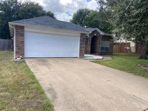 Photo of 10811 Great Bridge Drive, Houston, TX 77065 (MLS # 13017915)
