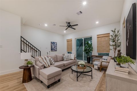 1911 Dewalt Street Houston TX 77091