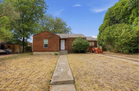 Photo of 4924 Fairfax Street, Fort Worth, TX 76116 (MLS # 93228270)