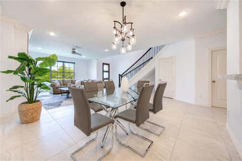 Townhouse For Sale - 13605 Teal Bluff Lane<br/> Houston, TX 77077