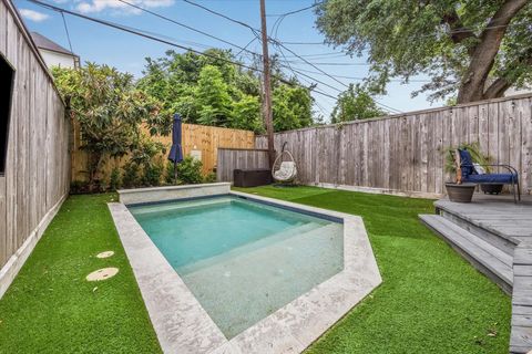 830 W 17th Street B Houston TX 77008