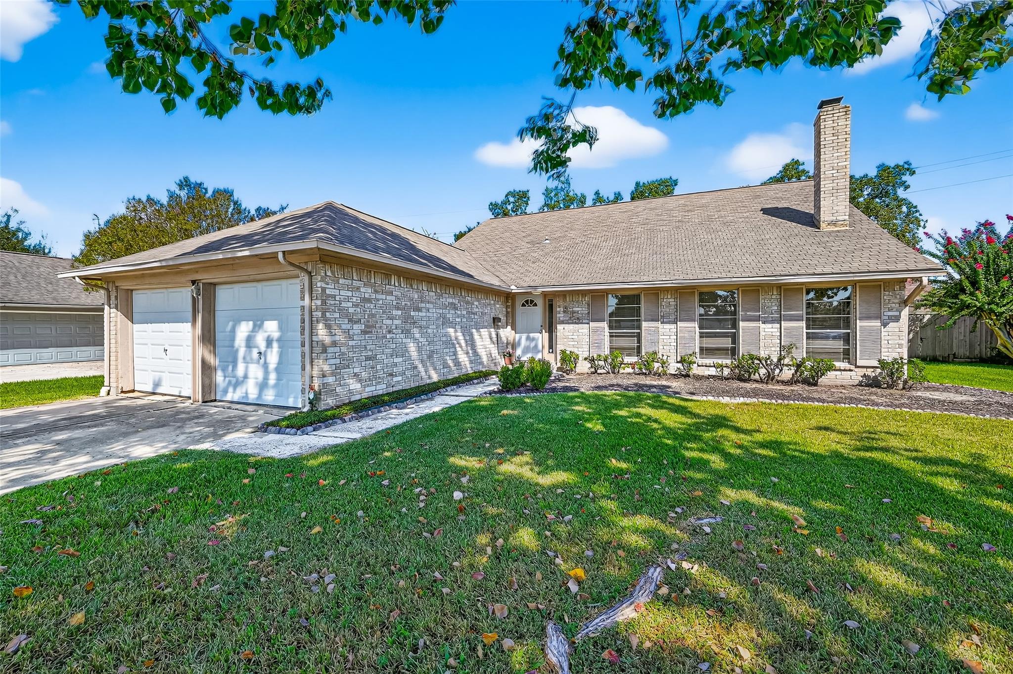 813 Lakeview Drive