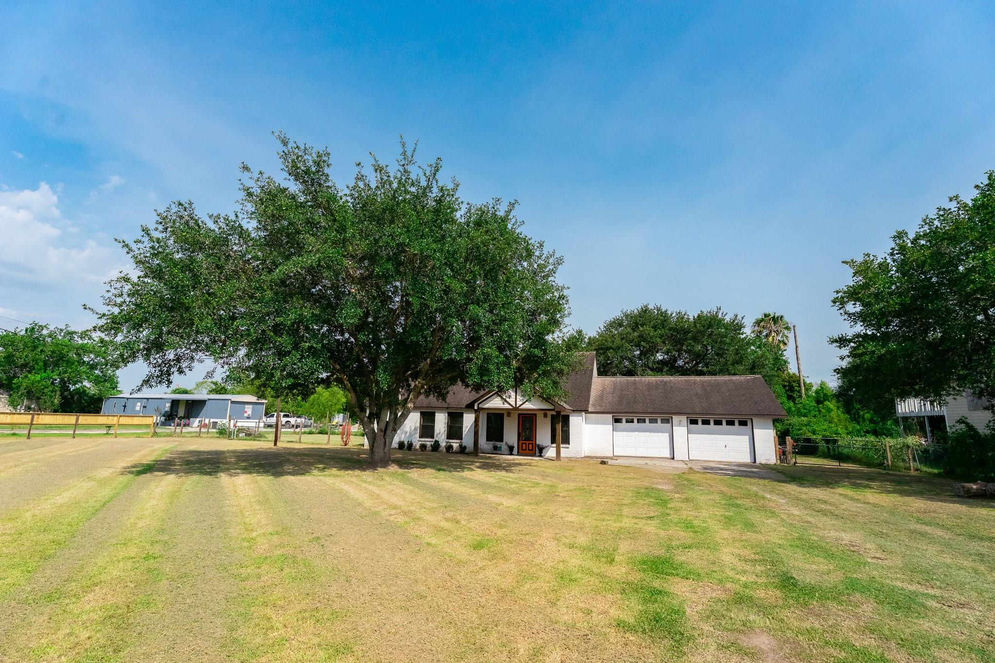 3015 Indian Acres Street