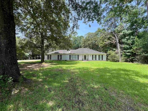 Homes For Sale - 425 Lawrence Lane<br/> Orange County, Vidor, TX 77662