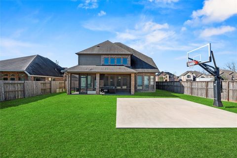 Homes For Sale - 2610 Parker Oak Pass<br/> Missouri City, TX 77459