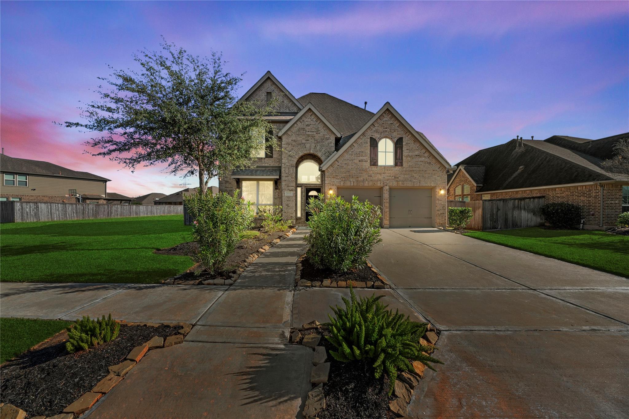 2610 Parker Oak Pass