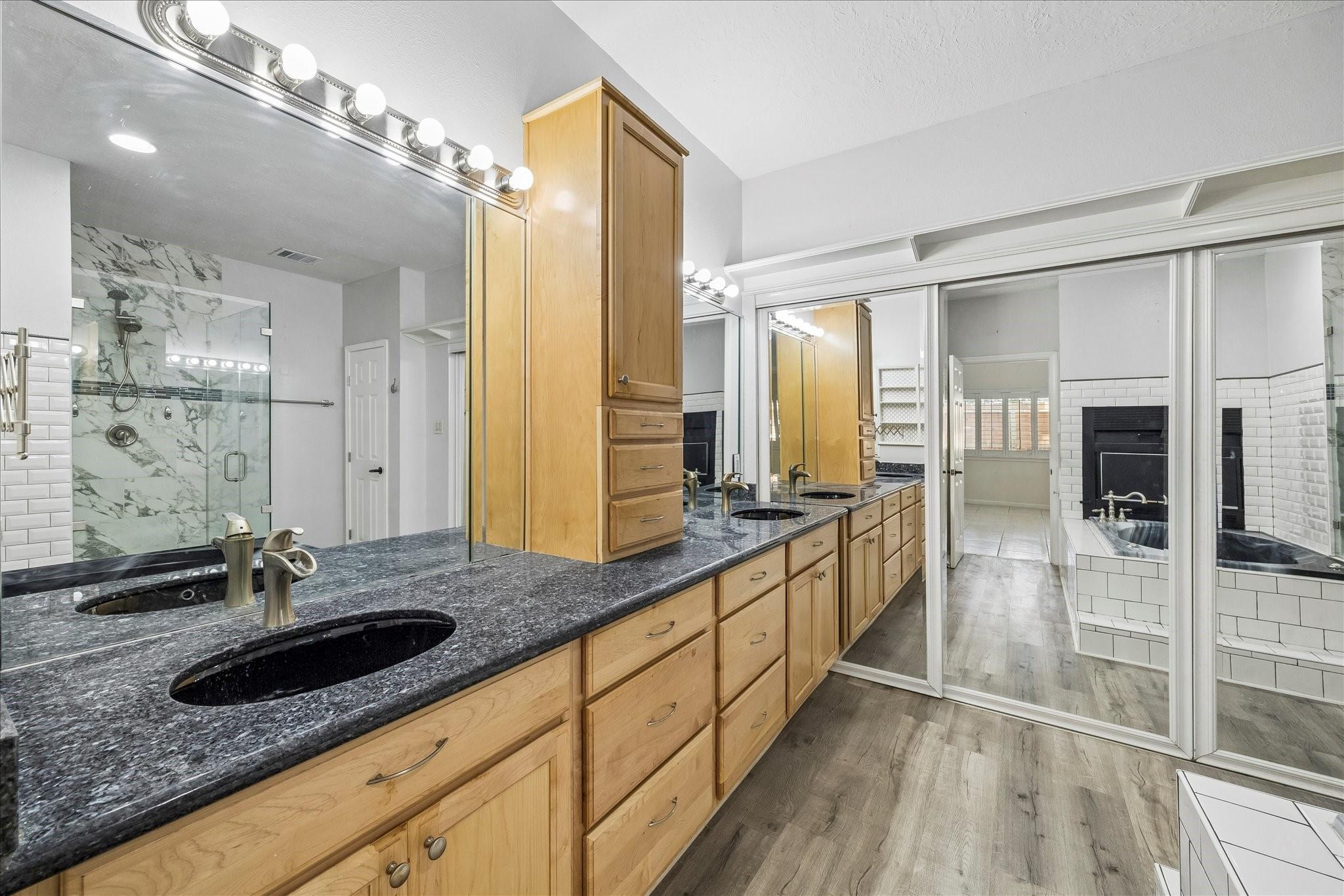 14638 S Hearthstone Green Drive