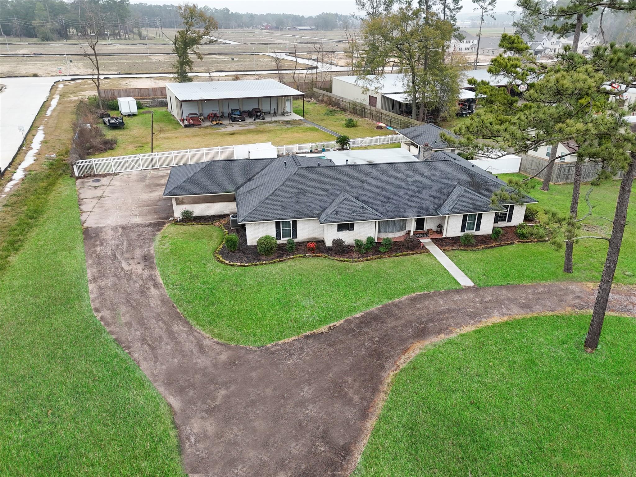 1743 S Houston Avenue