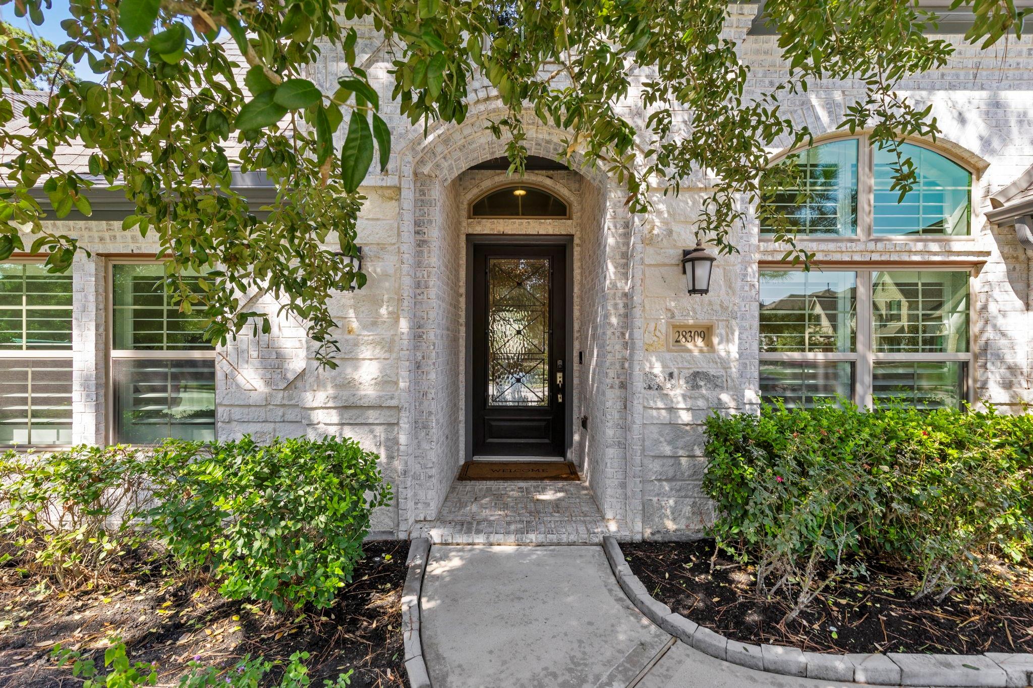 28309 Sterling Oak Drive
