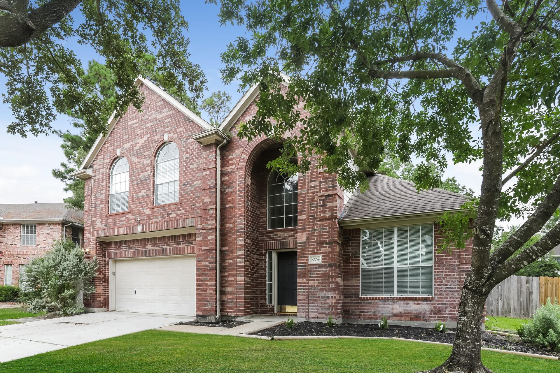 12210 Lakewood Valley Court