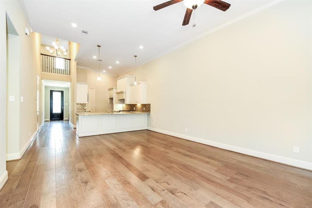 Photo of 137 Skybranch Drive, Conroe, TX 77304 (MLS # 51900065)