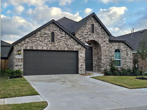 Photo of 2215 Villa Bella Lane, Friendswood, TX 77546 (MLS # 72639604)