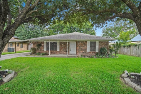 Photo of 21314 Falvel Road, Spring, TX 77388 (MLS # 70376816)