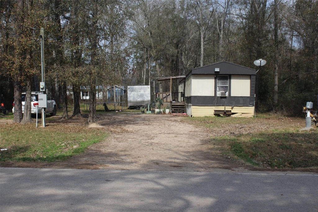 Photo of 25515 Cambridge Boulevard, New Caney, TX 77357 (MLS # 41091385)