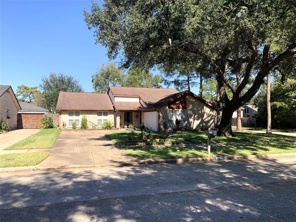 Photo of 21702 Park York Drive, Katy, TX 77450 (MLS # 46807319)