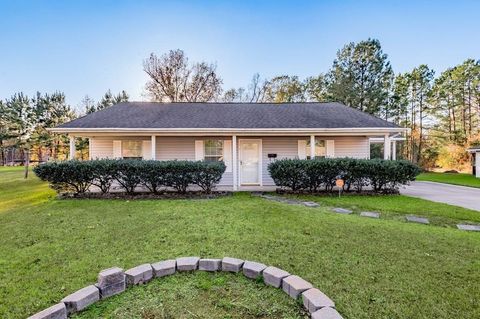 Apartment For Sale - 111 Hemlock Road<br/> Angelina County, Lufkin, TX 75901