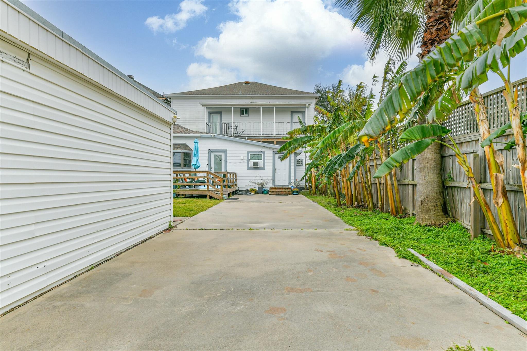 1820 Market Street 1