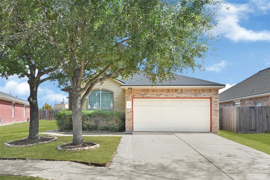 Photo of 5914 Laramie River Court, Katy, TX 77449 (MLS # 4626283)