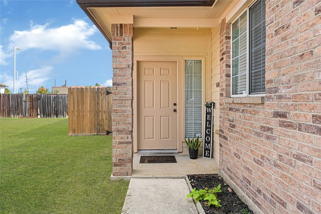 Photo of 5914 Laramie River Court, Katy, TX 77449 (MLS # 4626283)