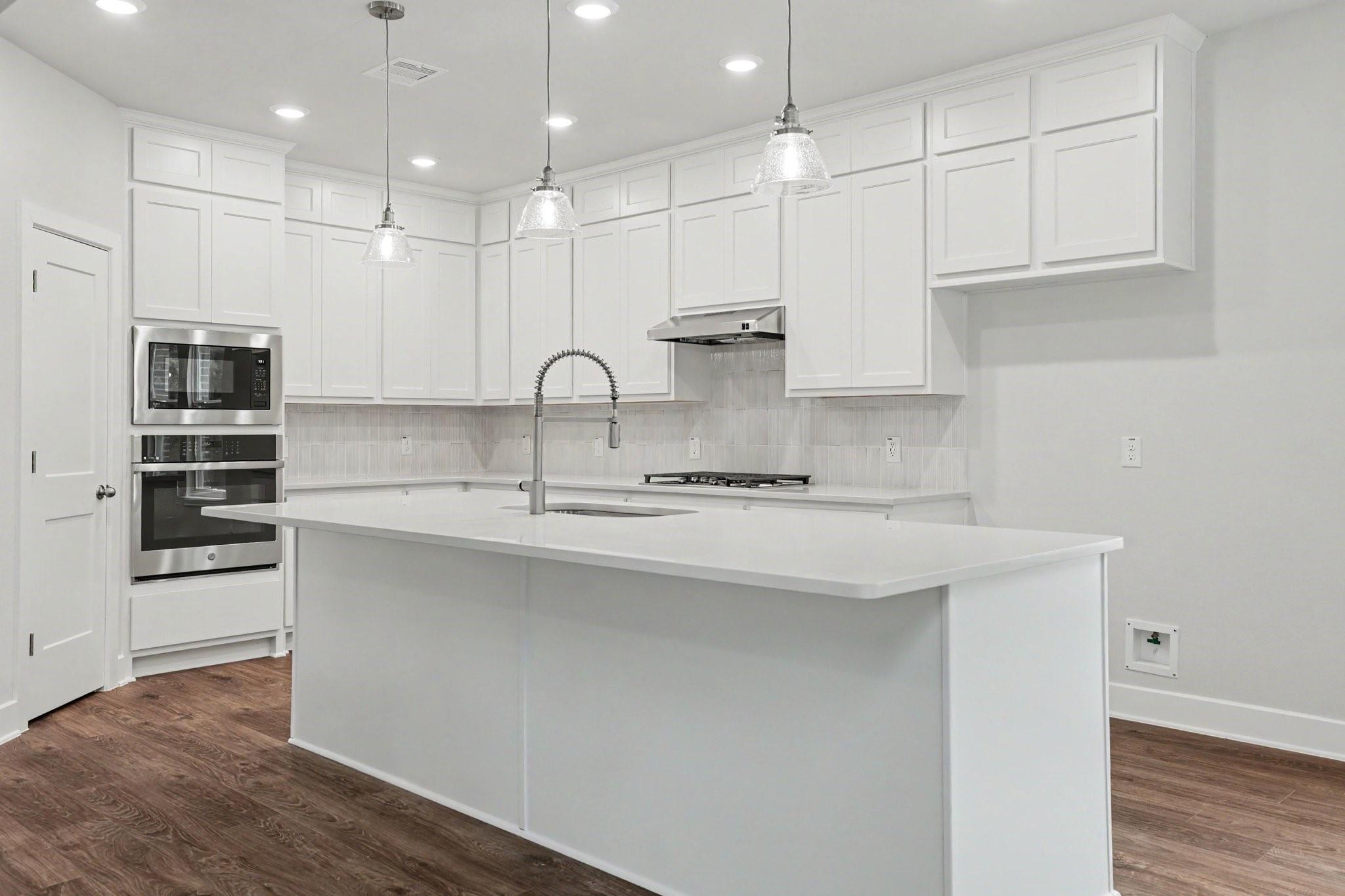 9853 Rambling Rose Way