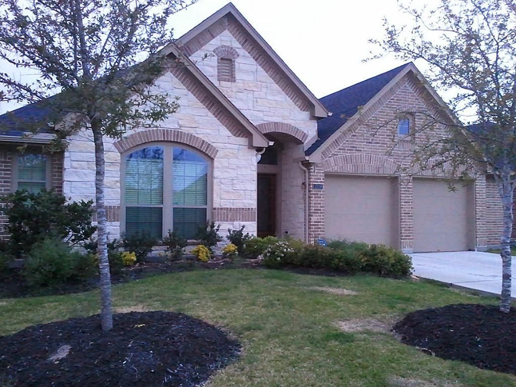 Photo of 13119 Sweetgum Shores, Houston, TX 77044 (MLS # 30642341)