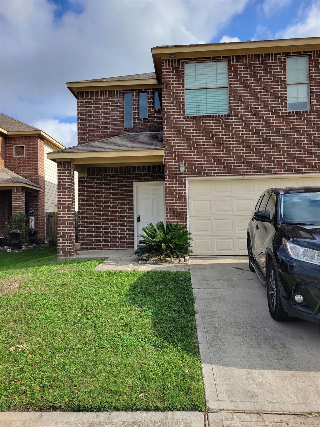 Photo of 14926 Darbydale Drive, Houston, TX 77090 (MLS # 74005712)