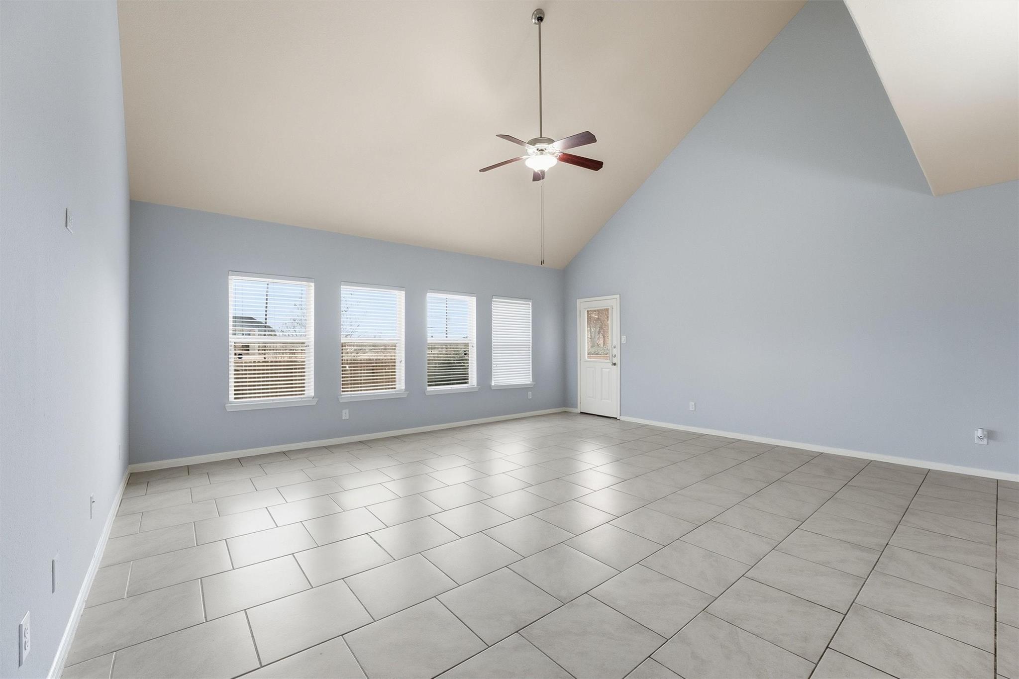 719 Longstreet Drive