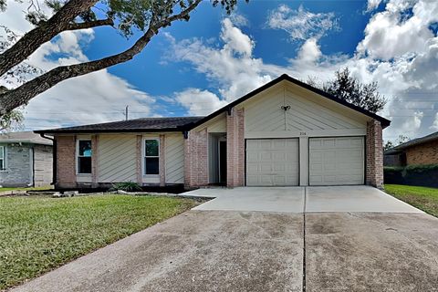 Photo of 216 Tara Plantation Drive, Richmond, TX 77469 (MLS # 11296427)