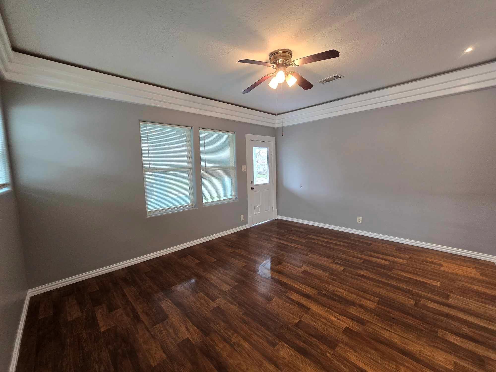 3125 Illinois Street