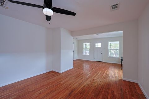 Tiny photo for 1202 Common Park Drive, Houston, TX 77009 (MLS # 78254372)