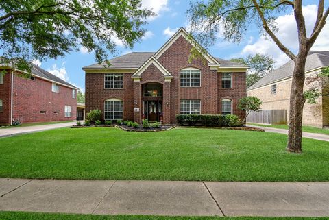 Photo of 426 Oyster Creek Village Drive, Missouri City, TX 77459 (MLS # 88246933)