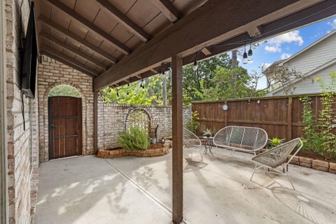 Photo of 315 Greenpark Drive, Houston, TX 77079 (MLS # 93753637)