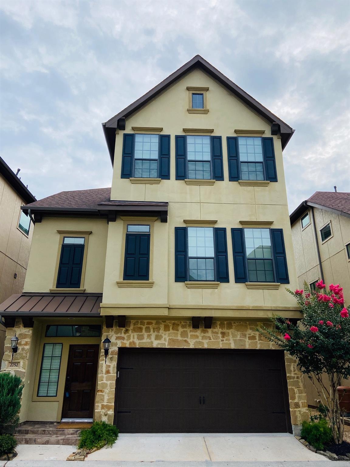 2752 Kings Retreat Circle