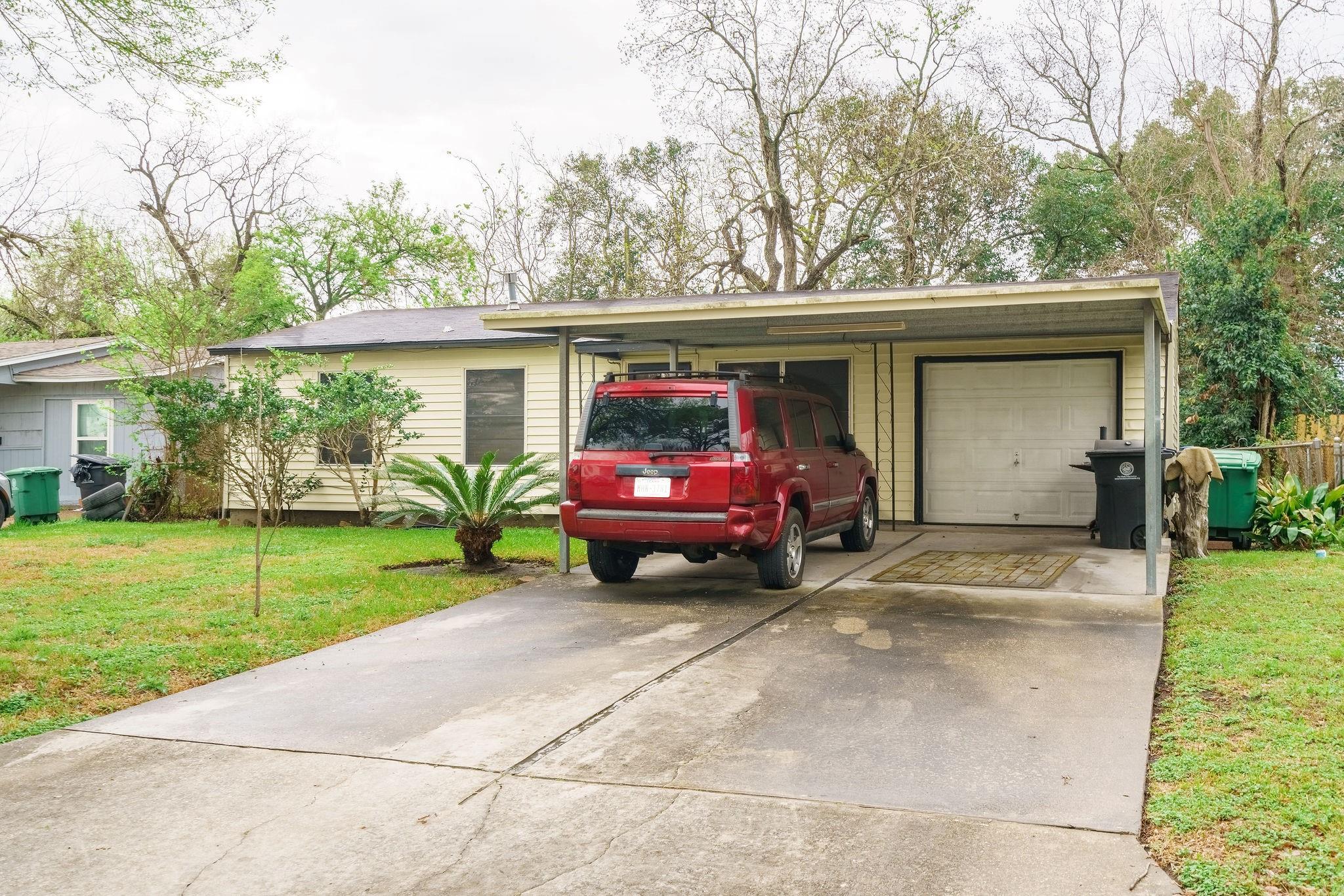 5634 Schevers Street