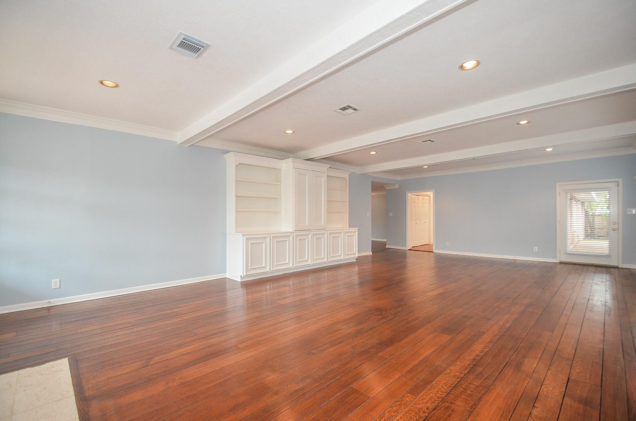 2702 Quail Creek Drive