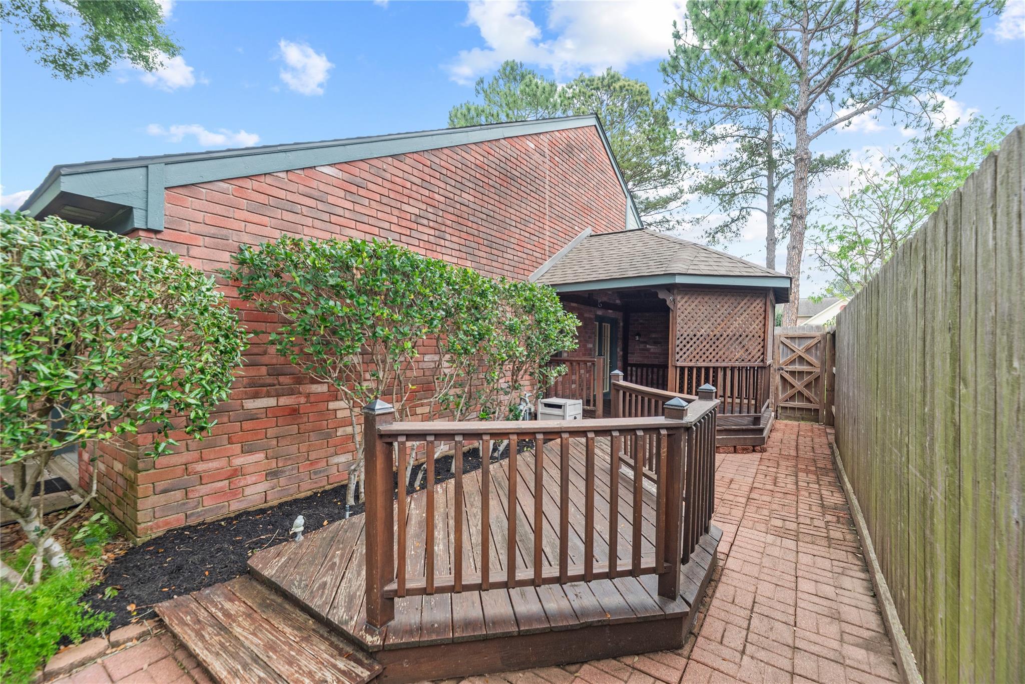 3323 Autumn Bridge Lane