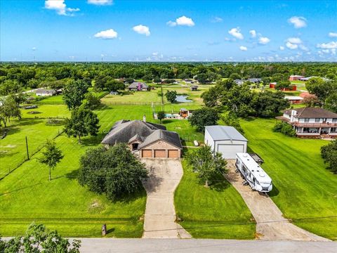 Photo of 21214 Creek Road, Manvel, TX 77578 (MLS # 51907940)