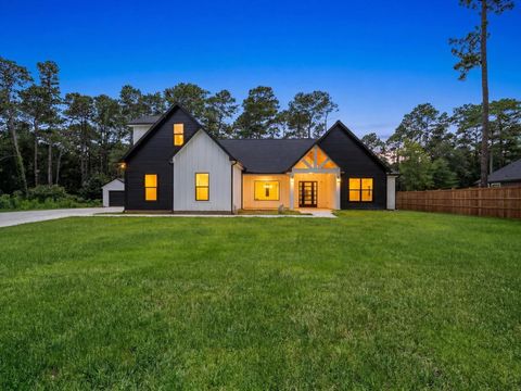 Photo of 23223 Lazy Hollow Lane, Hockley, TX 77447 (MLS # 94056044)