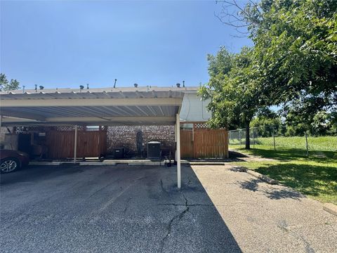 Tiny photo for 1911 Sherwood Forest Street #17, Houston, TX 77043 (MLS # 59480234)