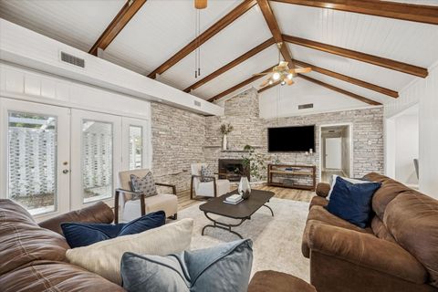 5302 Saxon Drive Houston TX 77092