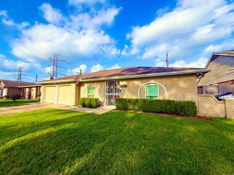 Photo of 7315 Belle Park Dr DR, Houston, TX 77072 (MLS # 17637909)