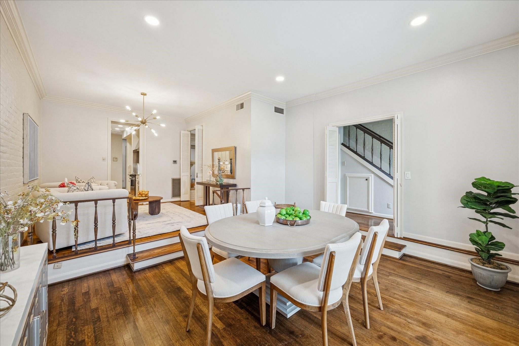 7530 Del Monte Drive