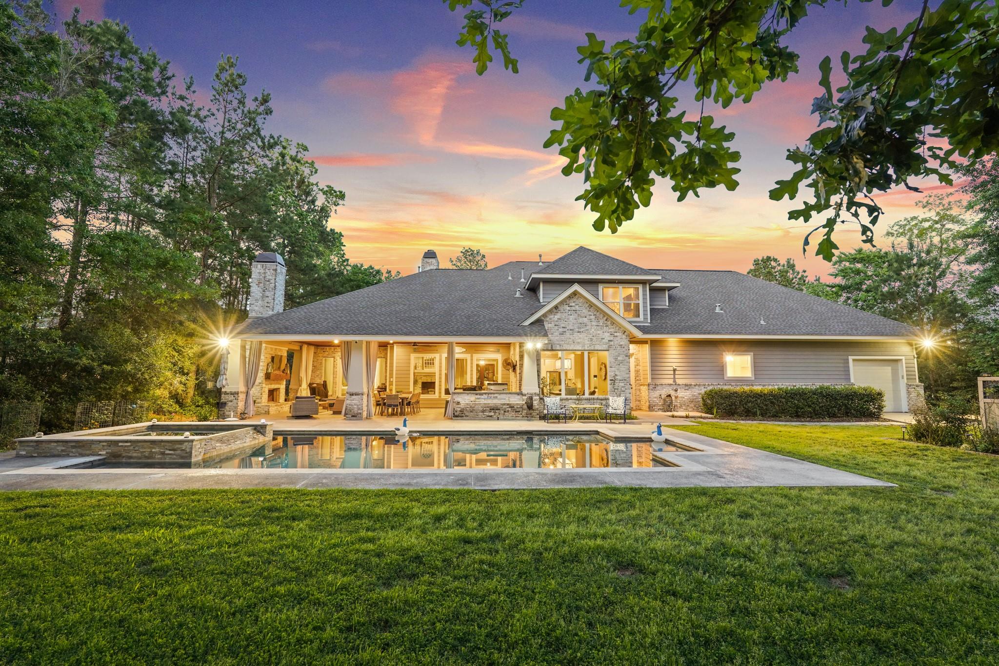 9085 Stone Oak Drive