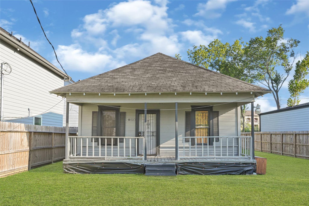 Photo of 4013 King Street, Houston, TX 77026 (MLS # 86379491)