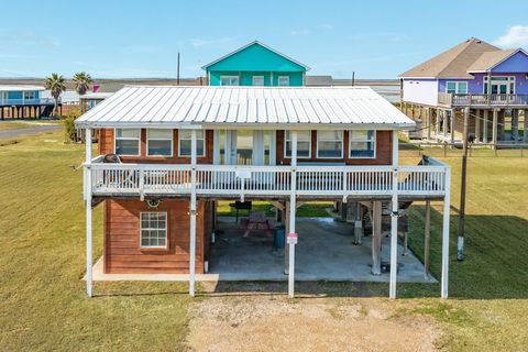 Homes For Sale - 4407 Bluewater / County Road 257 Street<br/> Freeport, TX 77541