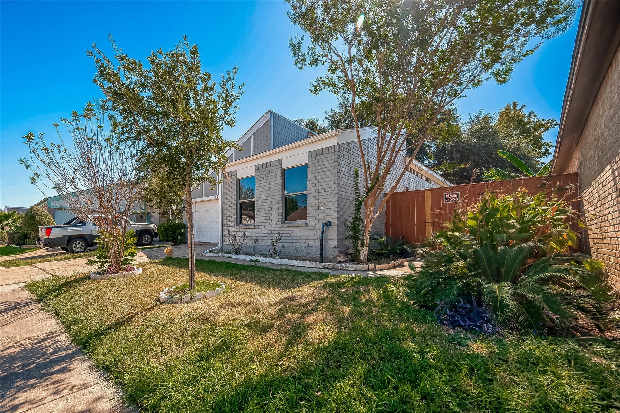 6363 Ivyknoll Drive