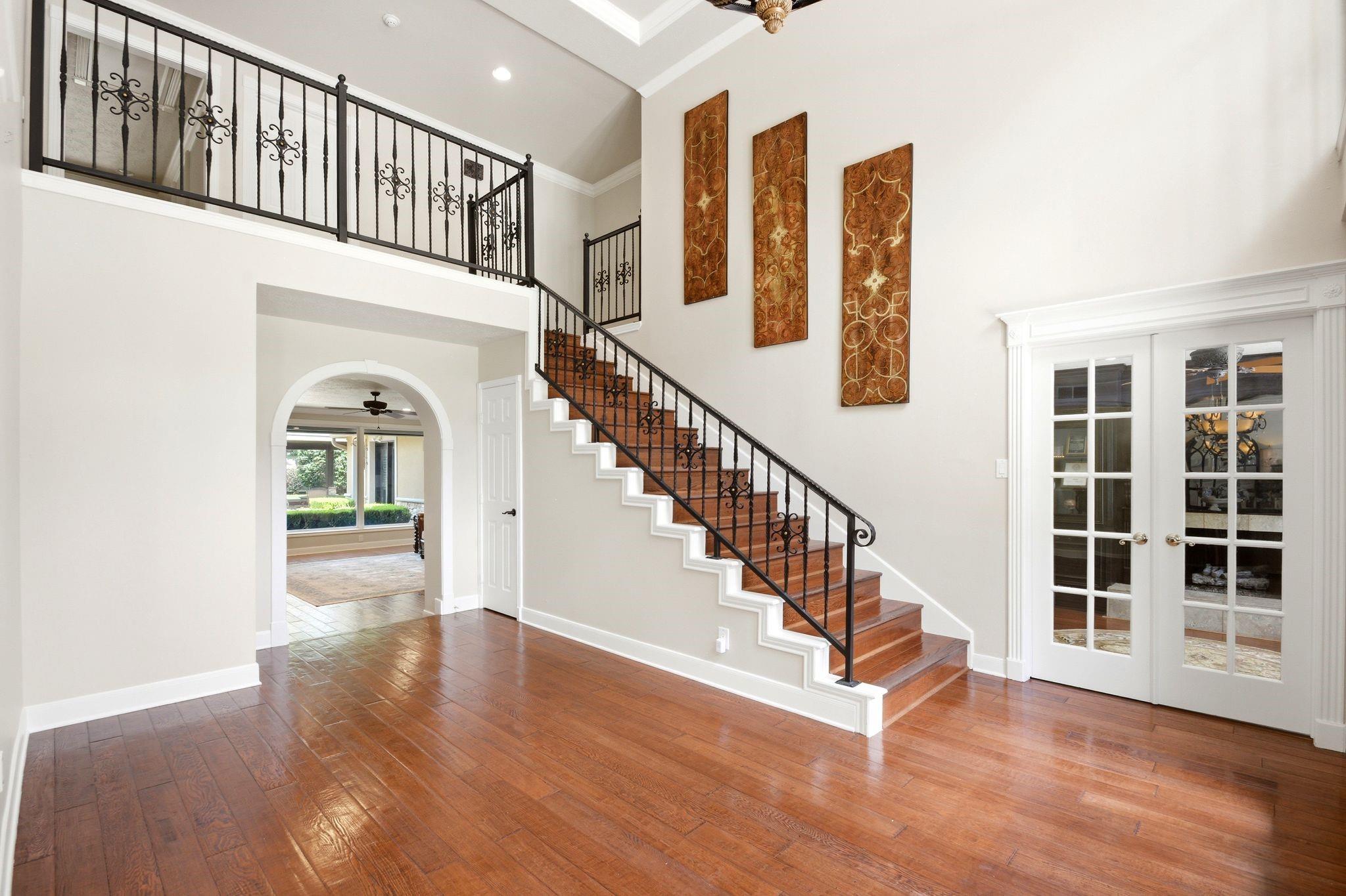16103 Stewarts Grove Drive