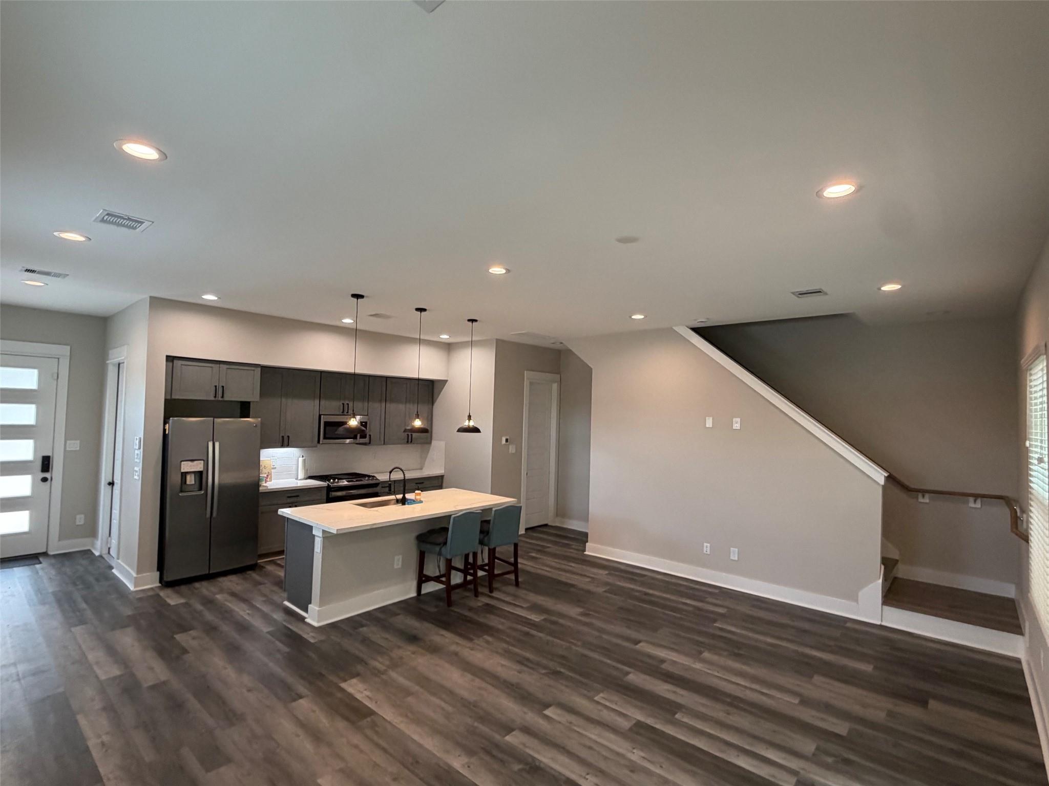 702 Pinemont Canyon Lane