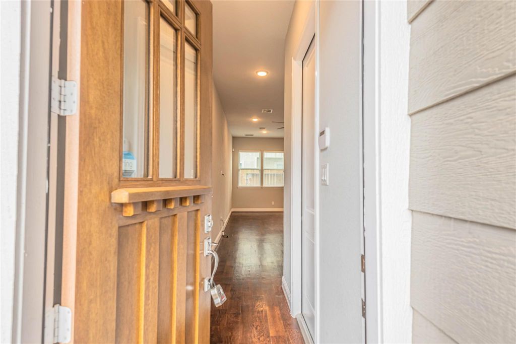 Photo of 5431 Camaguey Street, Houston, TX 77023 (MLS # 17081569)